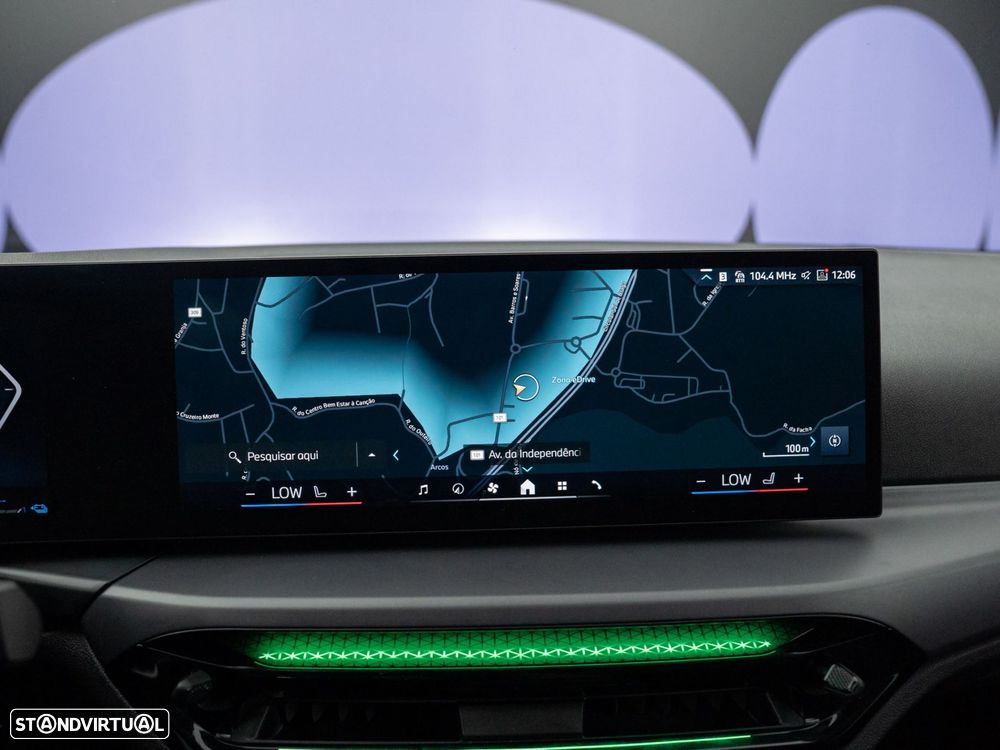 BMW 330 e Auto - 29