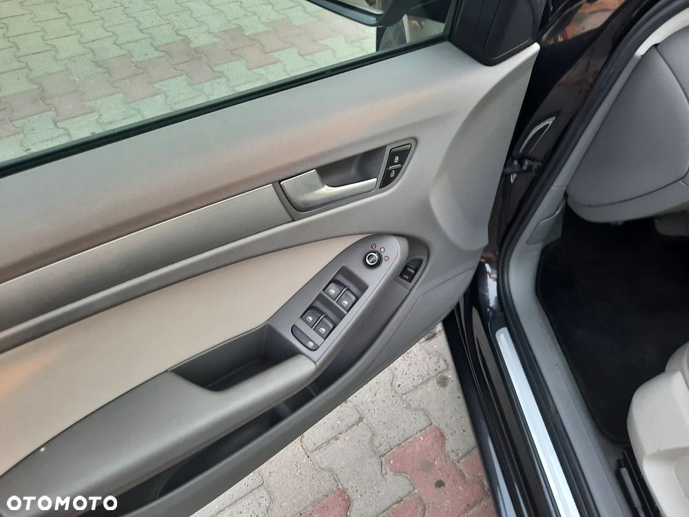 Audi A4 Limousine - 23