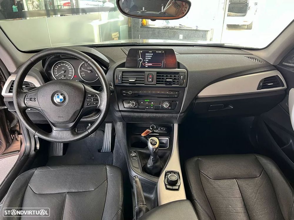 BMW 116 d EfficientDynamics - 11