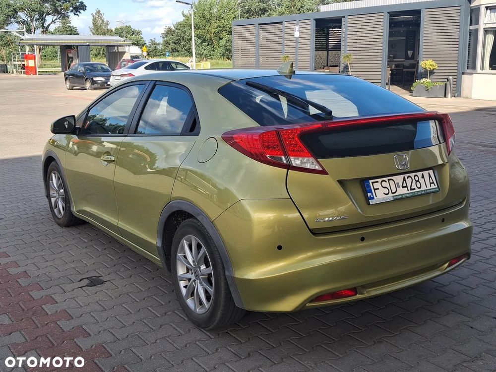 Honda Civic 1.4 i-VTEC Comfort - 10