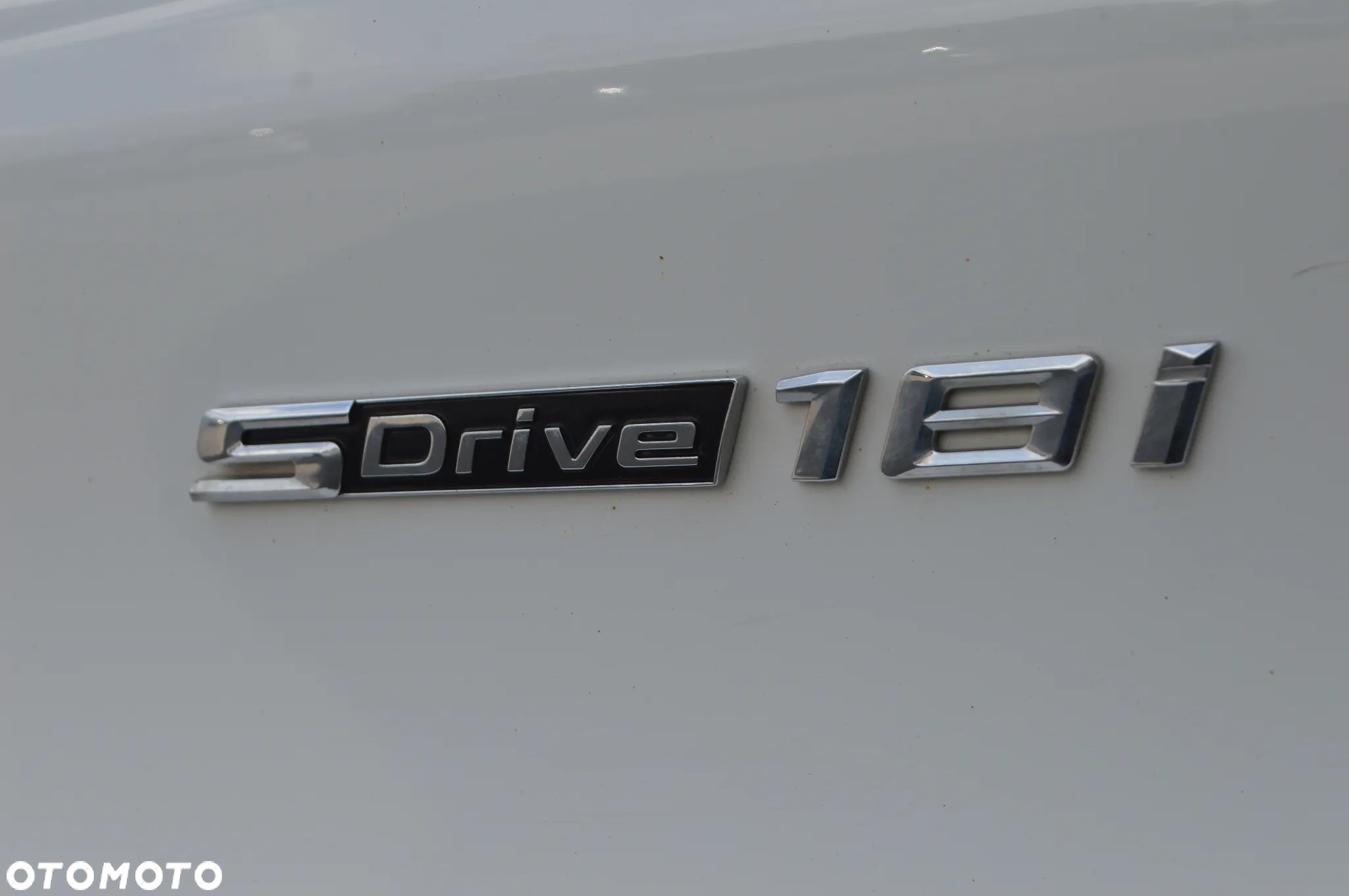 BMW X1 sDrive18i - 28