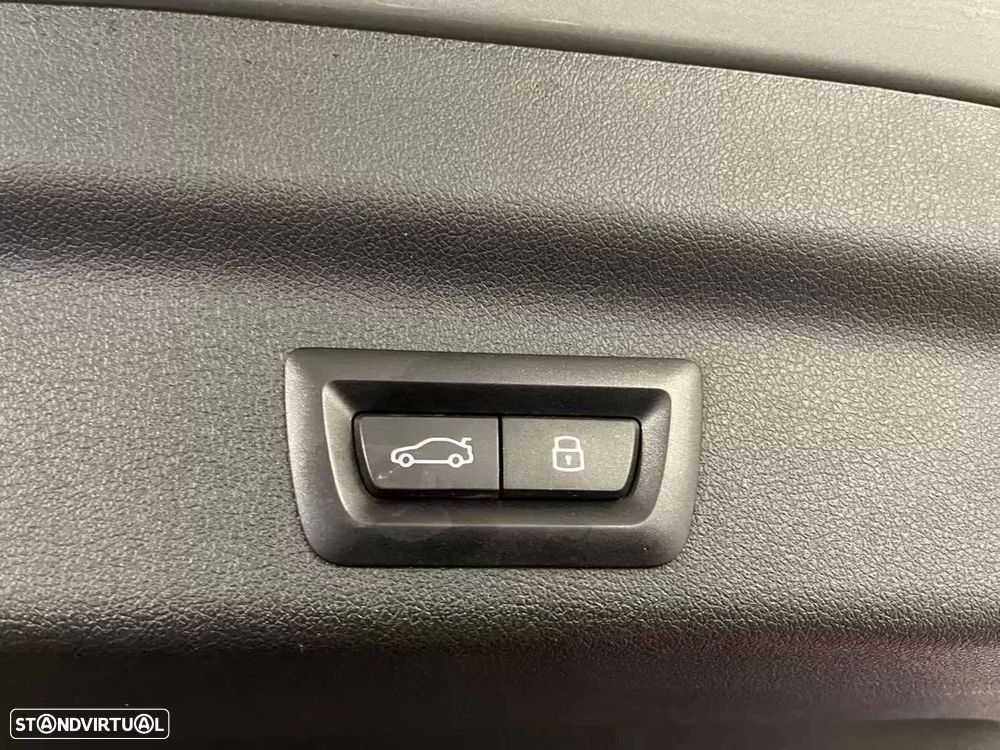 BMW iX1 xDrive30 - 33