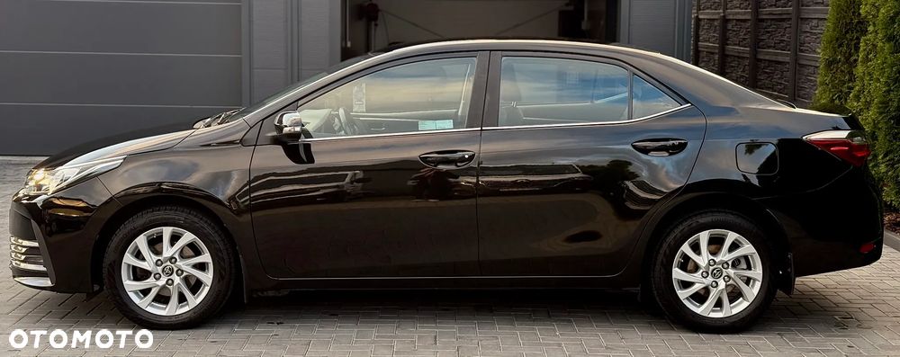 Toyota Corolla 1.6 Comfort - 8