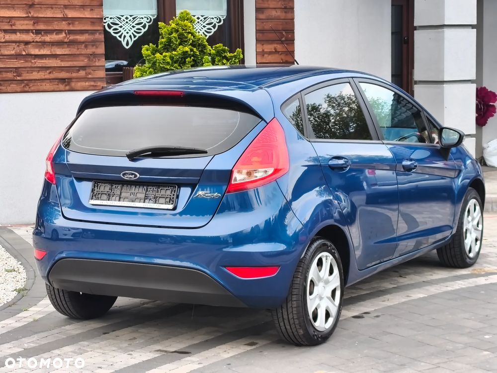 Ford Fiesta 1.3 Ghia - 18