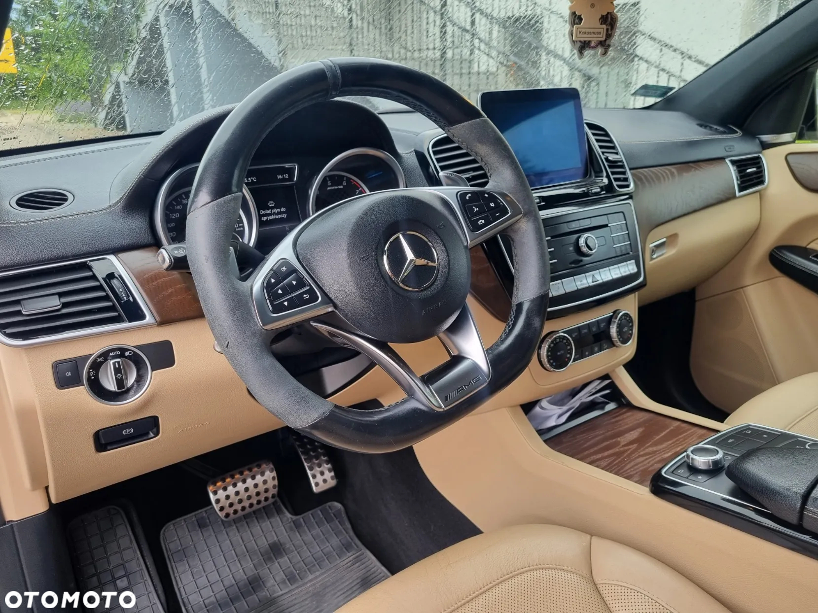Mercedes-Benz GLE AMG Coupe 43 4-Matic - 11