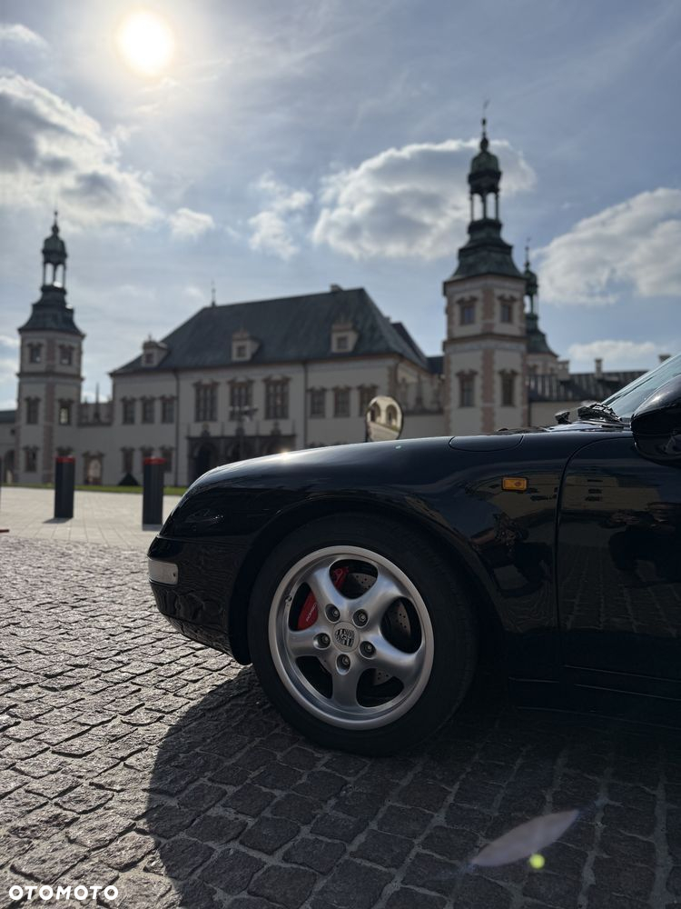 Porsche 911 - 24