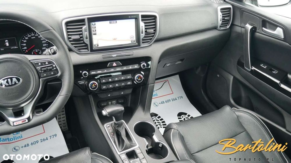 Kia Sportage - 10