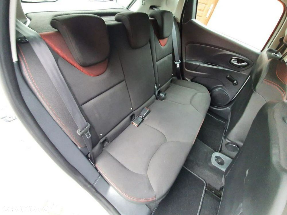 Renault Clio - 6