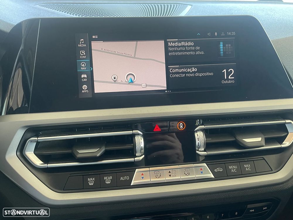 BMW 330 e Auto - 24
