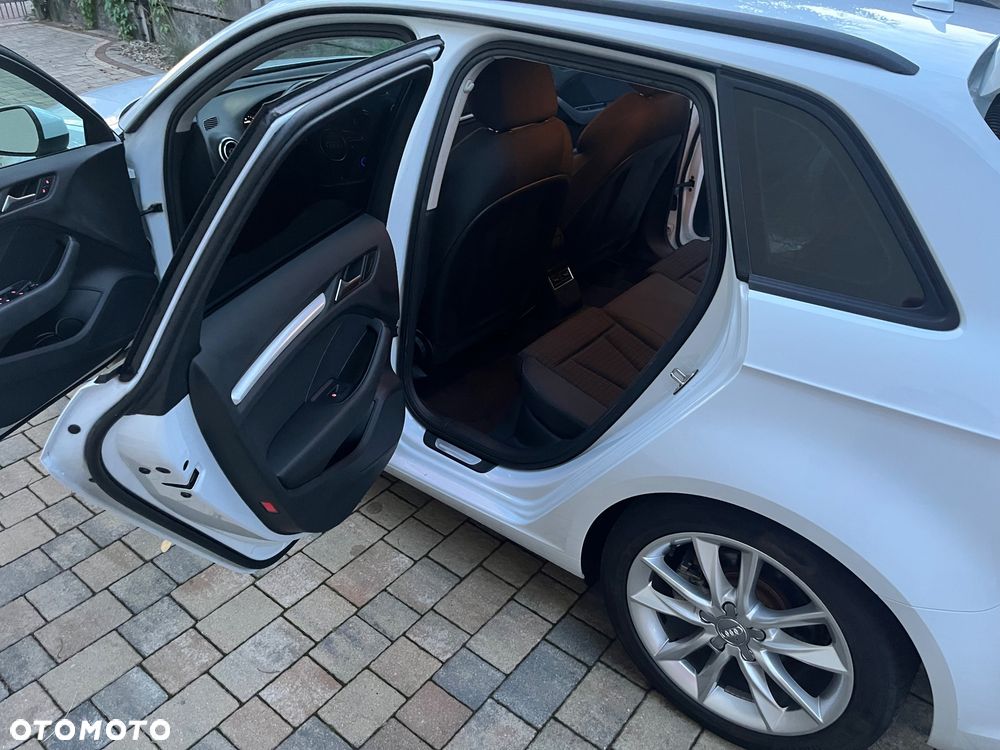Audi A3 Sportback 2.0 TDI Ambiente - 23