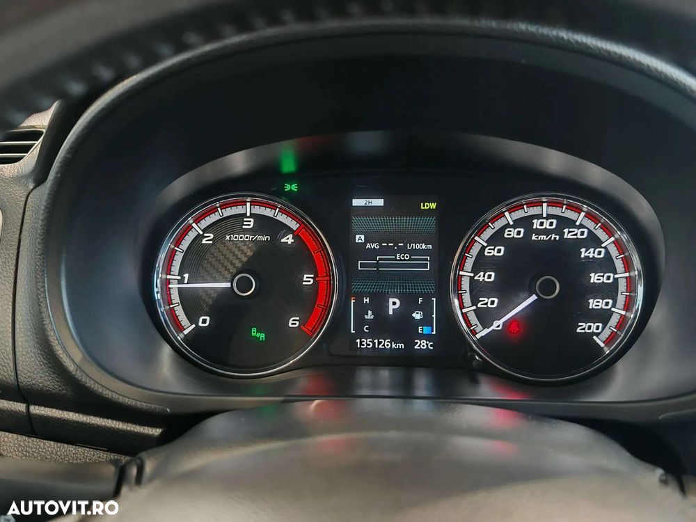 Mitsubishi L200 Double Cab 2.2 DI-D A/T Intense - 20