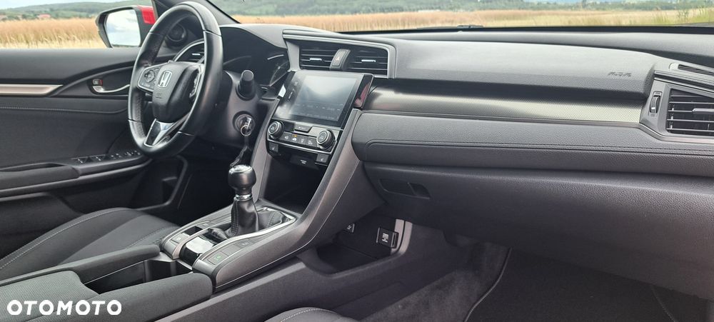 Honda Civic 1.0 i-VTEC Turbo Executive Premium - 12