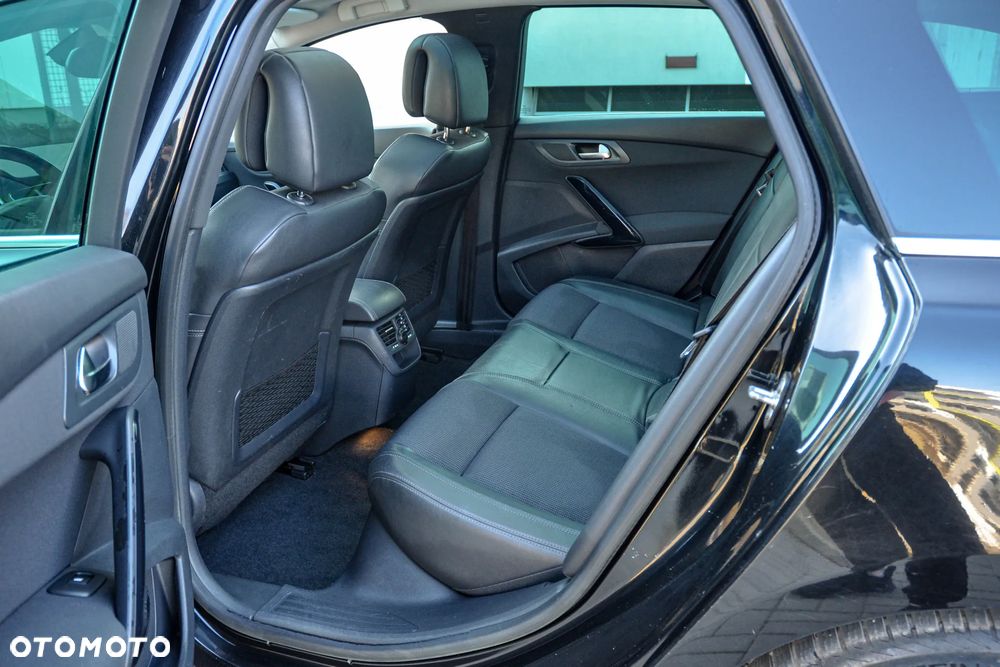 Peugeot 508 - 8