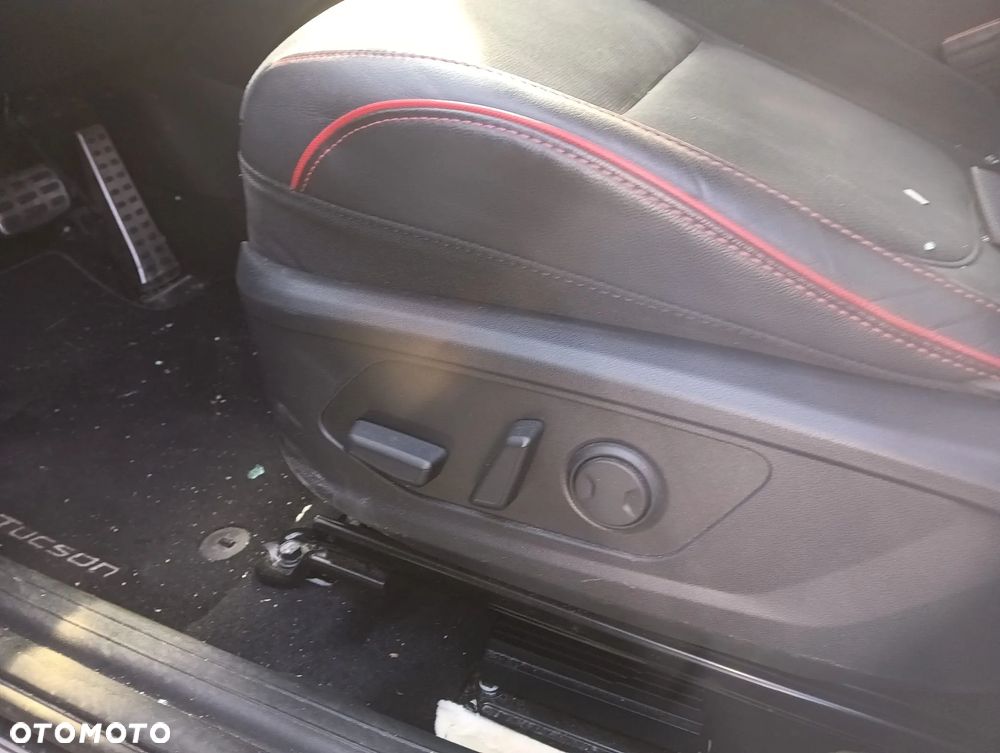 Hyundai Tucson 1.6 T-GDi HEV 2WD N Line - 4