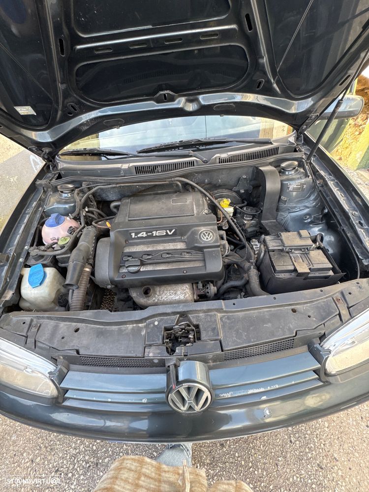 VW Golf 1.4i Confortline JE - 12