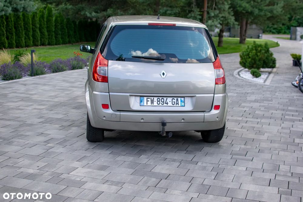 Renault Scenic - 26