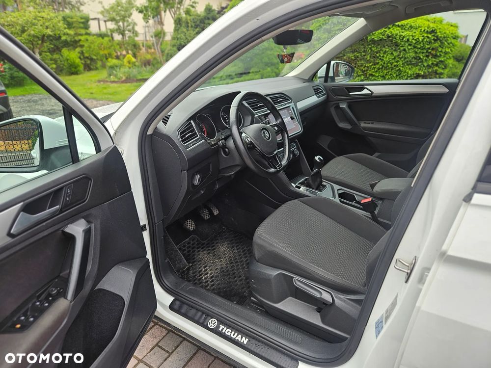 Volkswagen Tiguan - 20