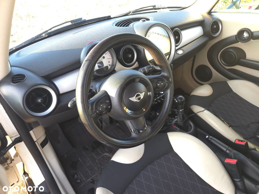 MINI Cooper D - 10