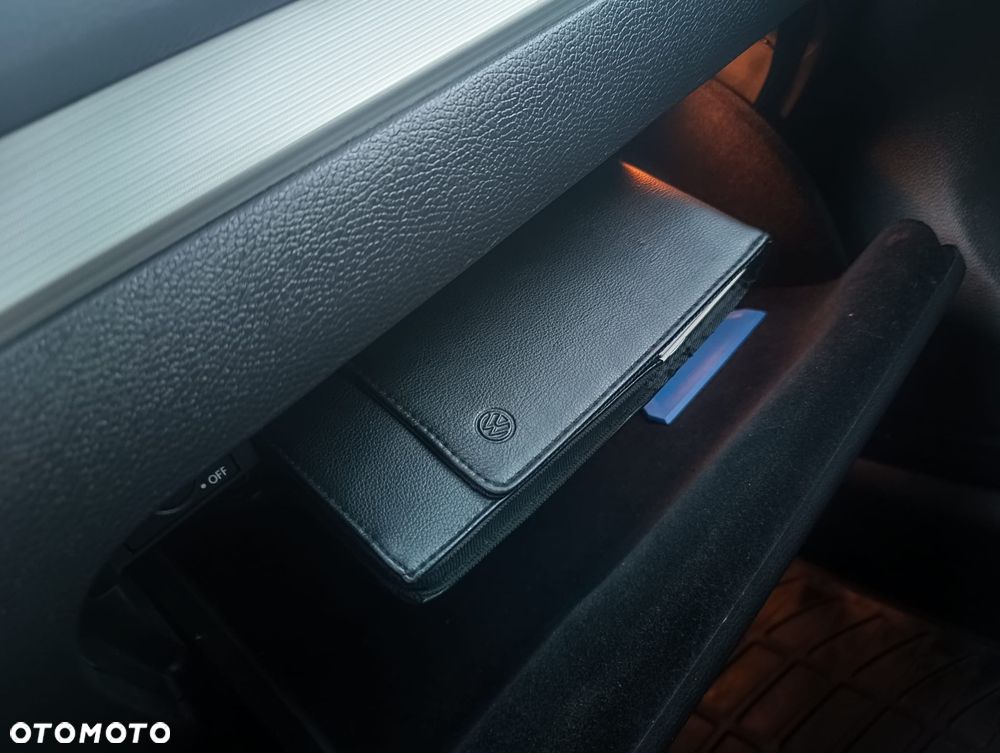 Volkswagen Golf - 23