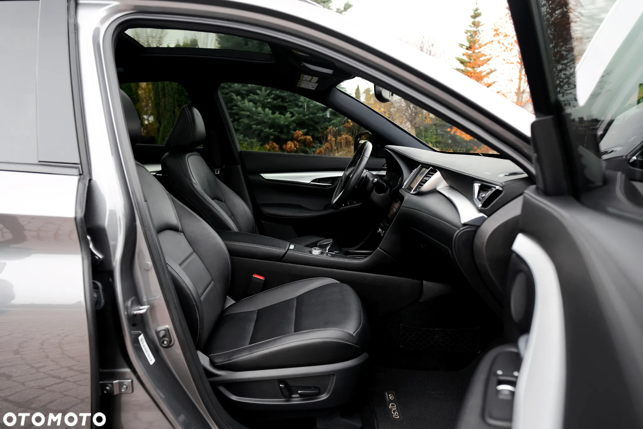 Infiniti QX50 - 24