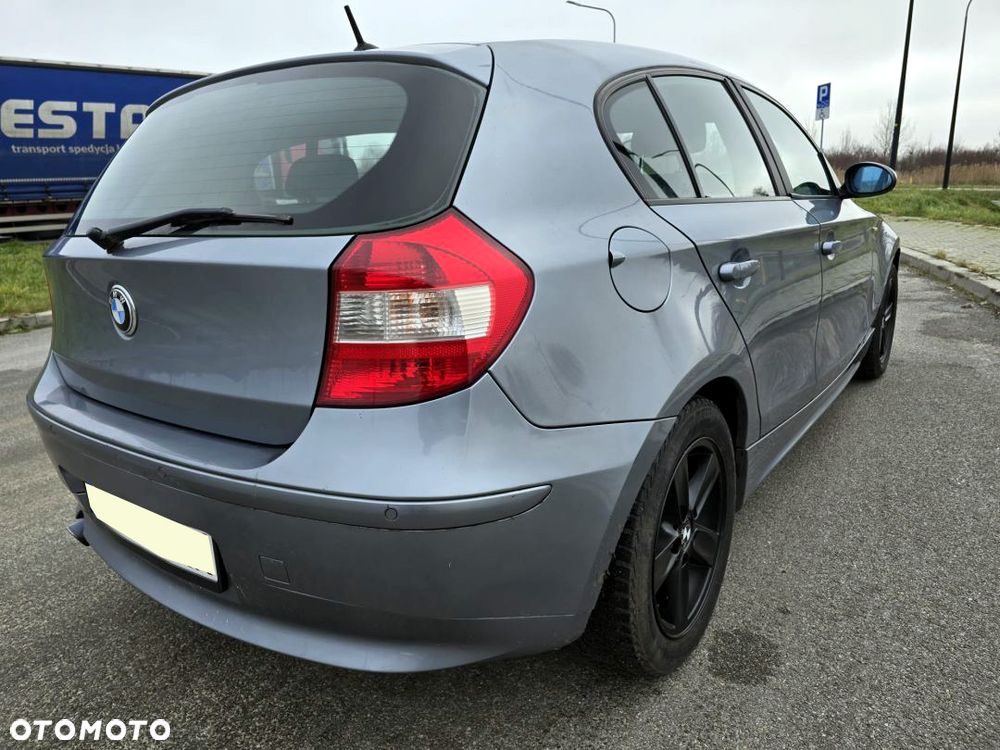 BMW Seria 1 - 26