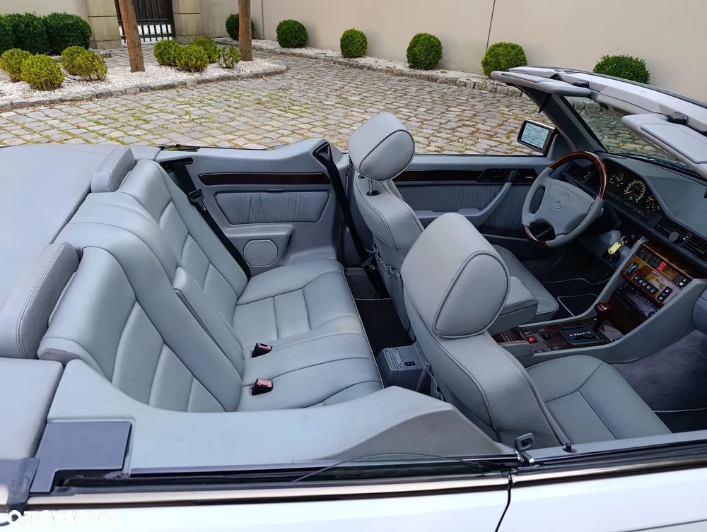 Mercedes-Benz Klasa E - 14