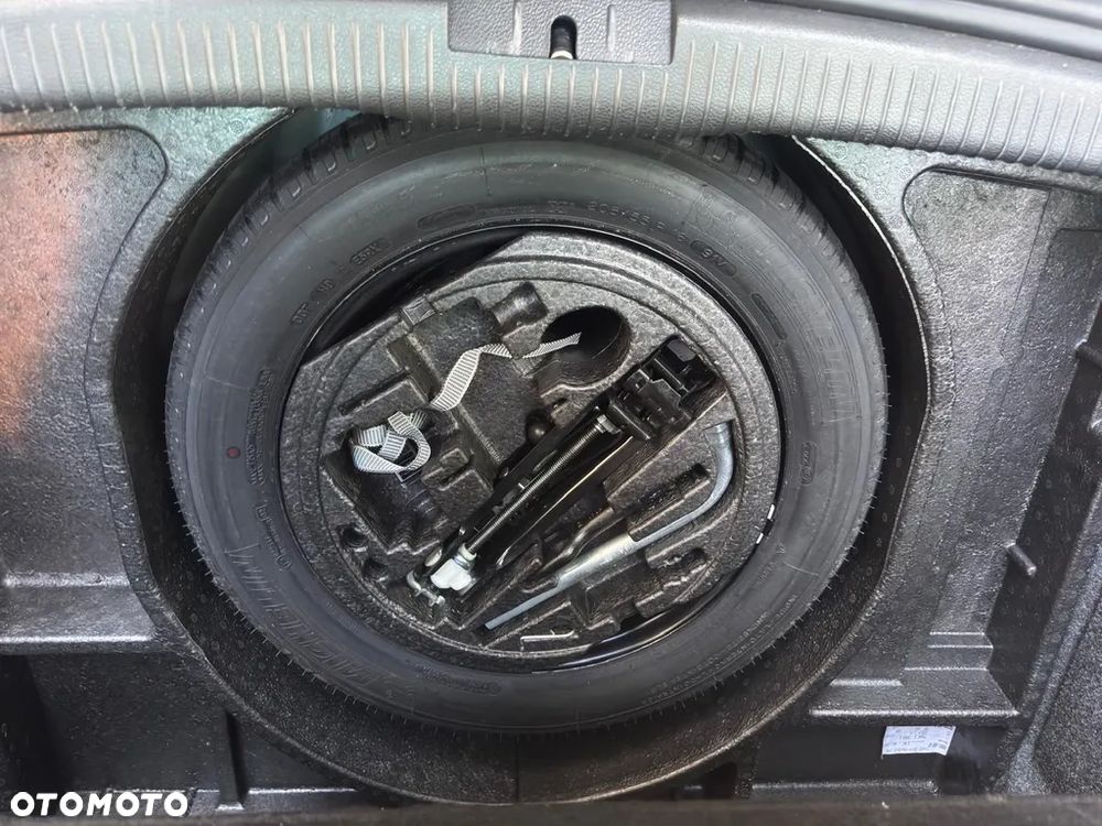 Volkswagen Golf - 17