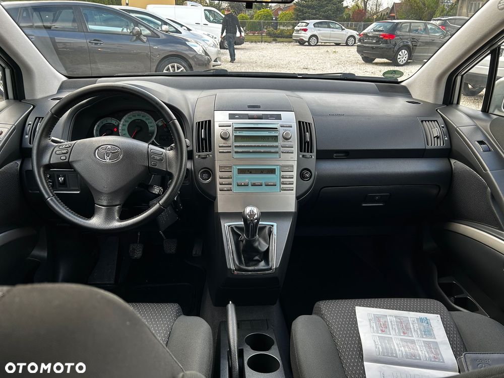 Toyota Corolla Verso 1.8 Sol + 7os - 10