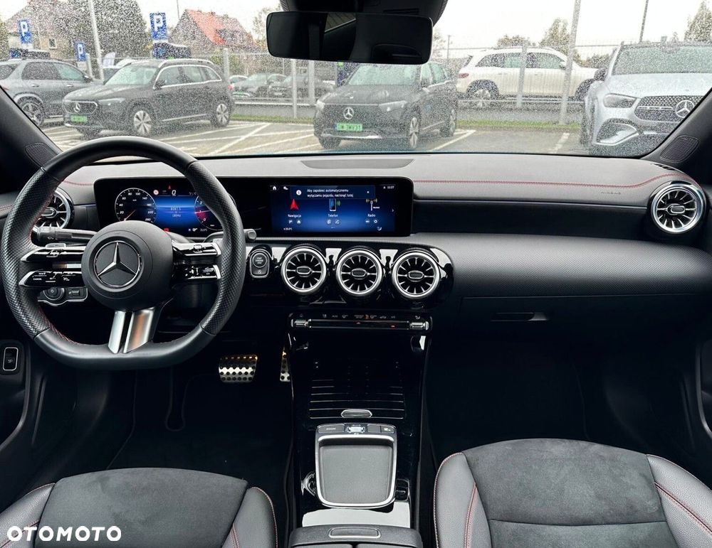 Mercedes-Benz CLA - 8