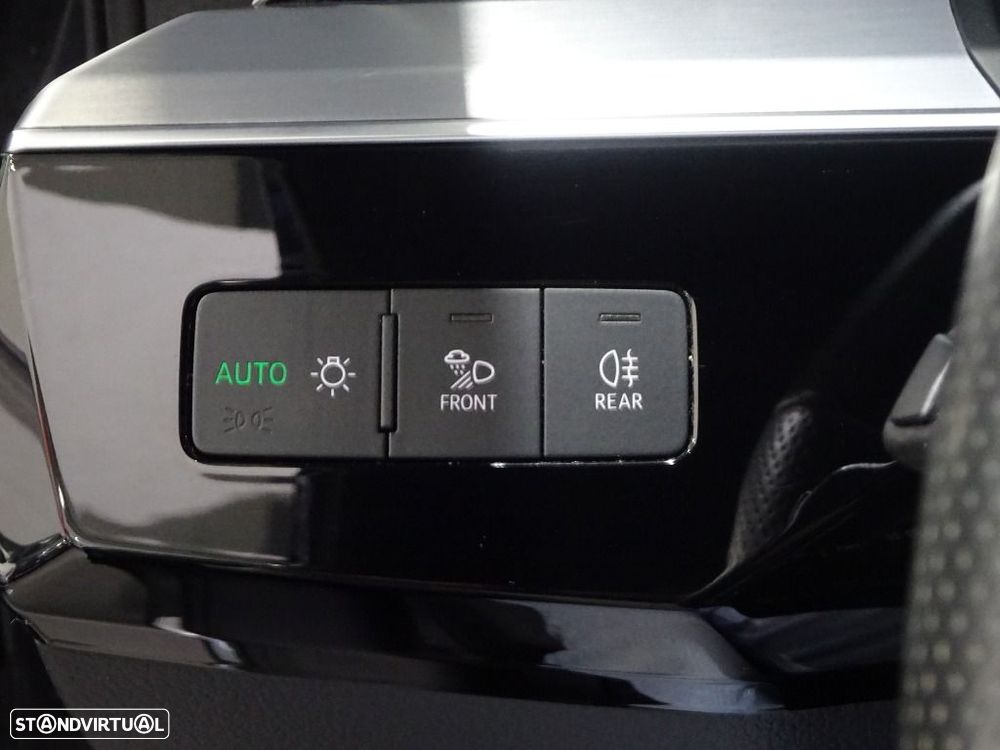 Audi e-tron 55 quattro S line - 11