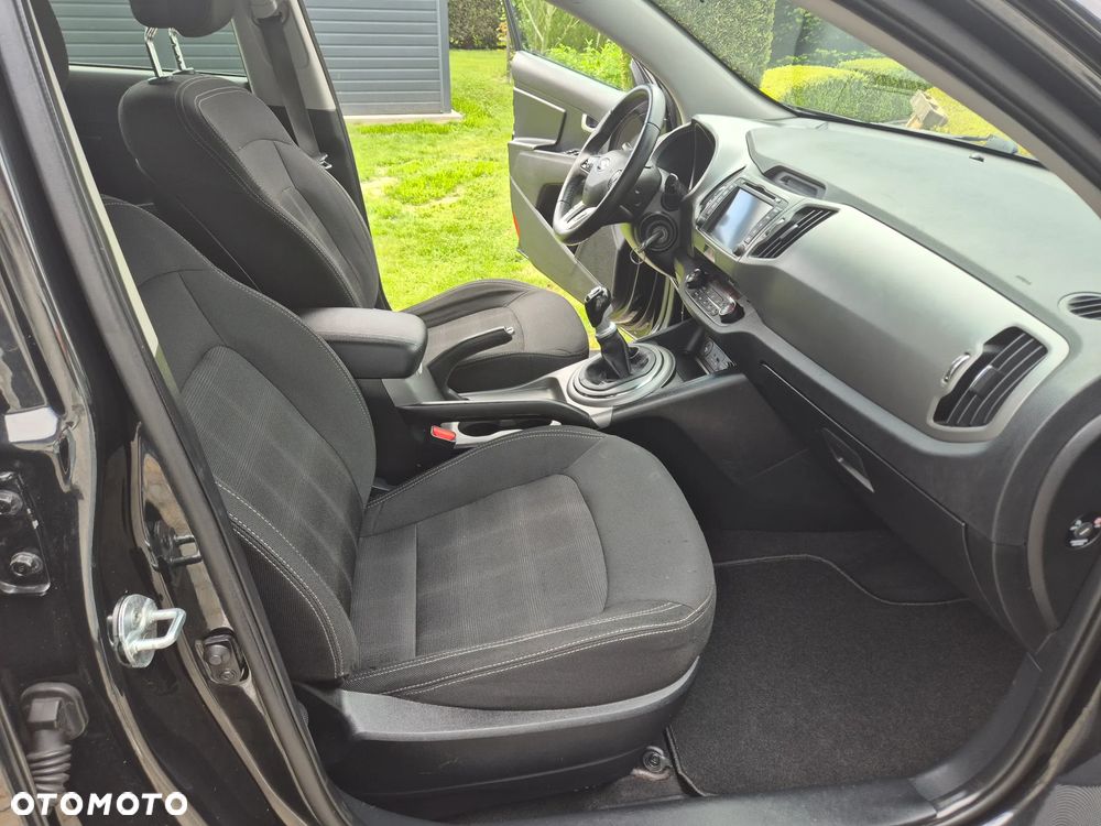 Kia Sportage 2,0 CRDI AWD Vision - 17