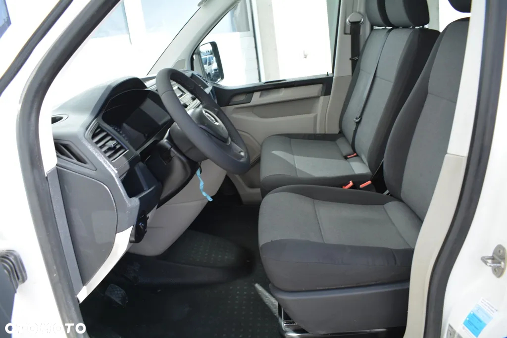 Volkswagen TRANSPORTER T6 DOKA - 23