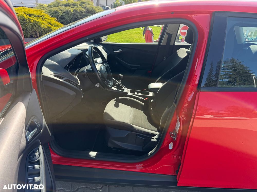 Ford Focus 1.0 EcoBoost Hybrid TITANIUM - 8