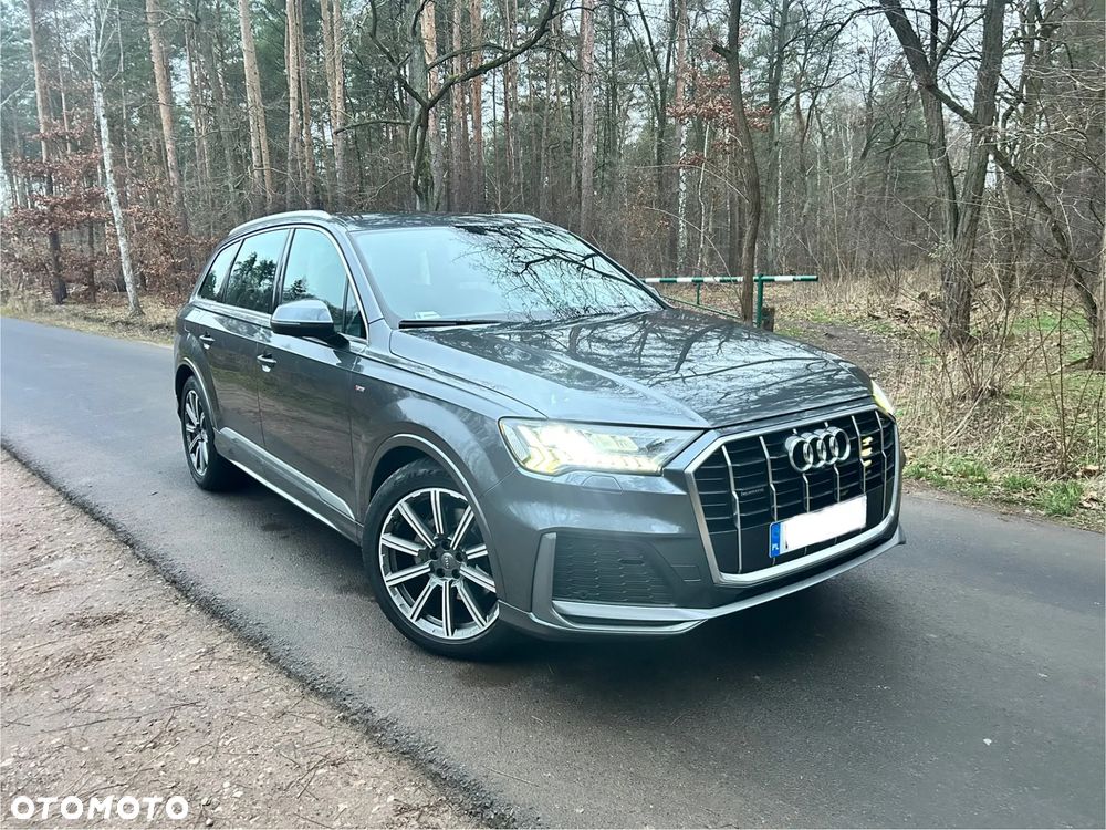 Audi Q7 - 1