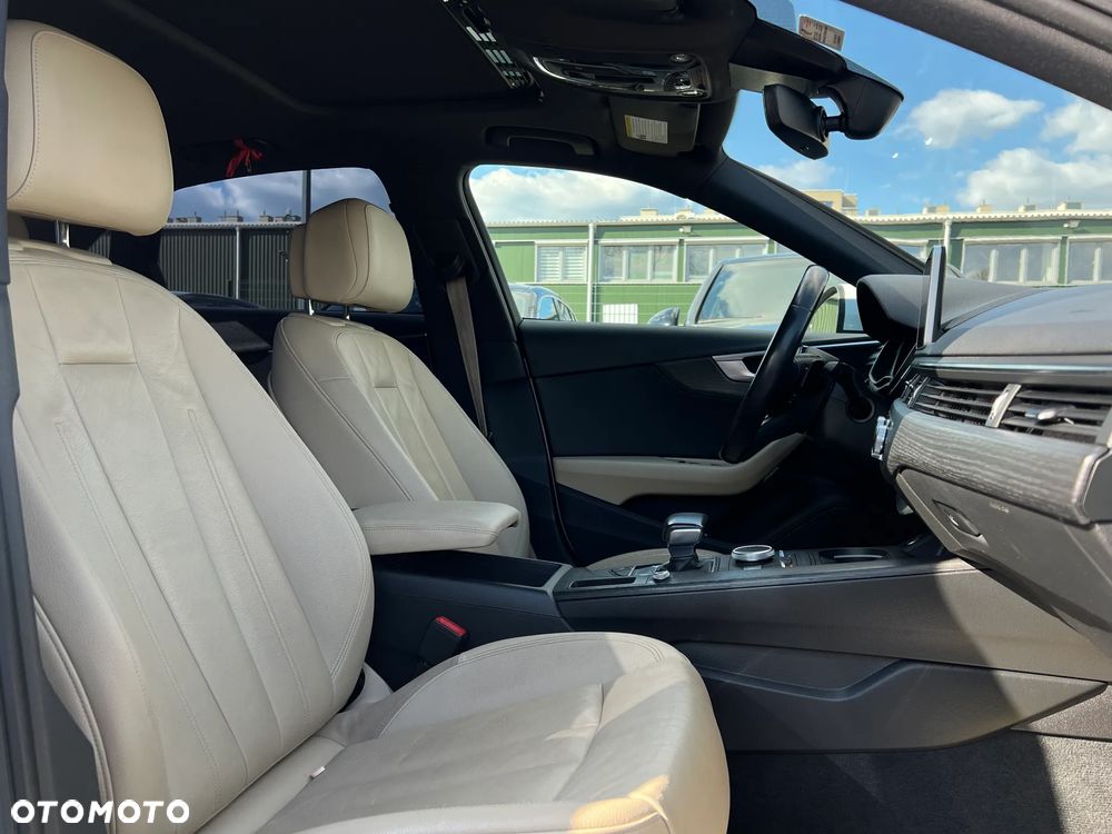 Audi A4 Limousine - 31