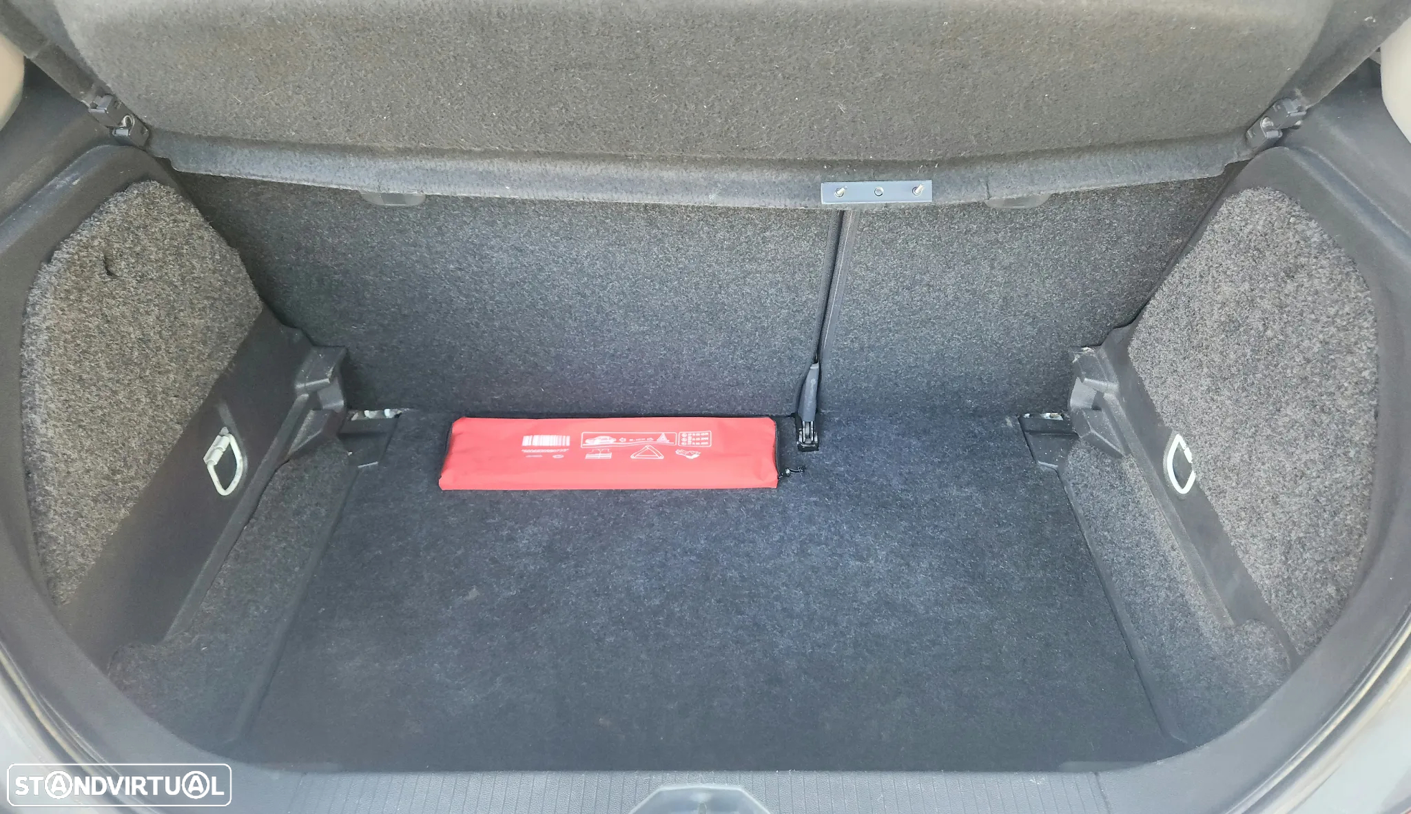 Opel Corsa 1.3 CDTi Enjoy EcoFLEX - 18