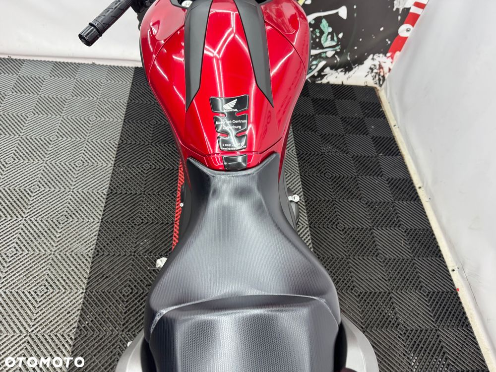 Honda NC - 22