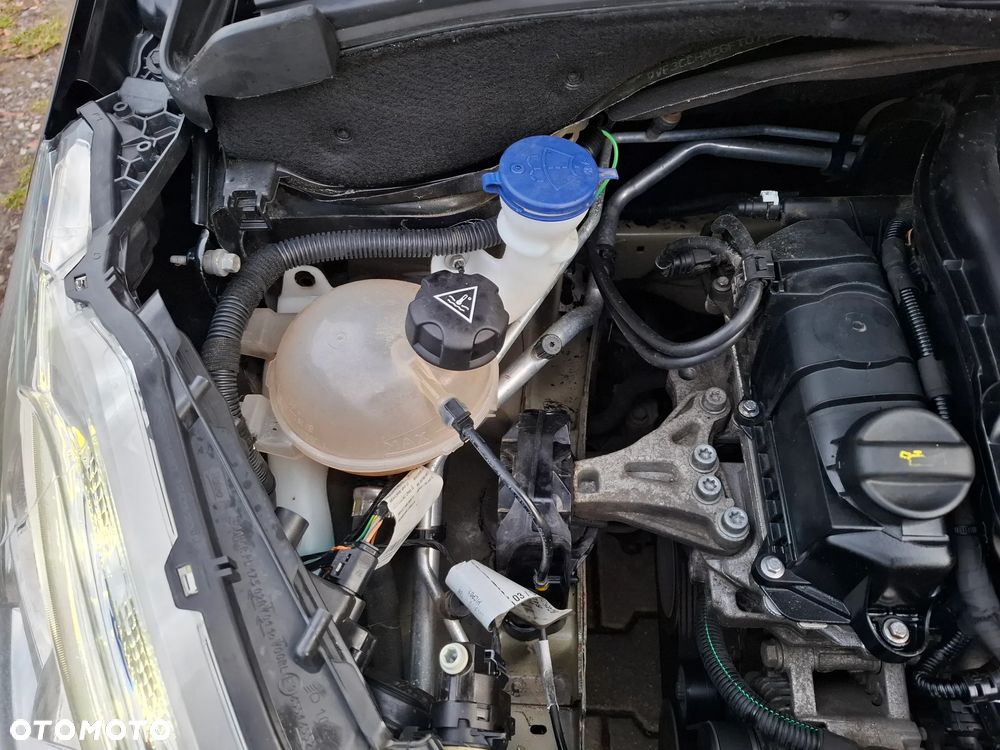 Peugeot 208 82 VTI Style - 27