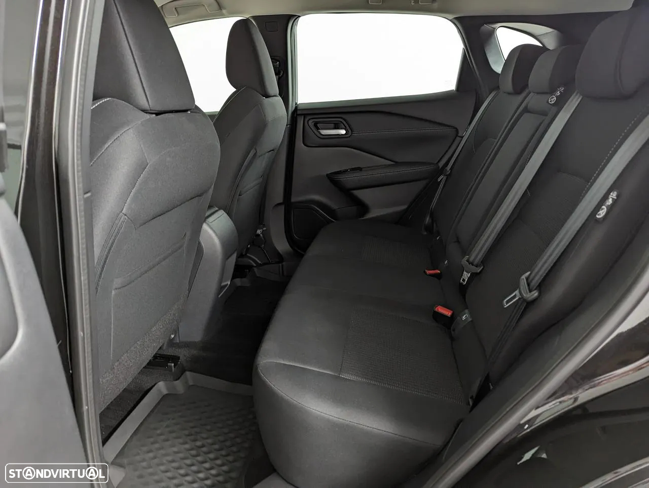 Nissan Qashqai 1.3 DIG-T N-Connecta - 21
