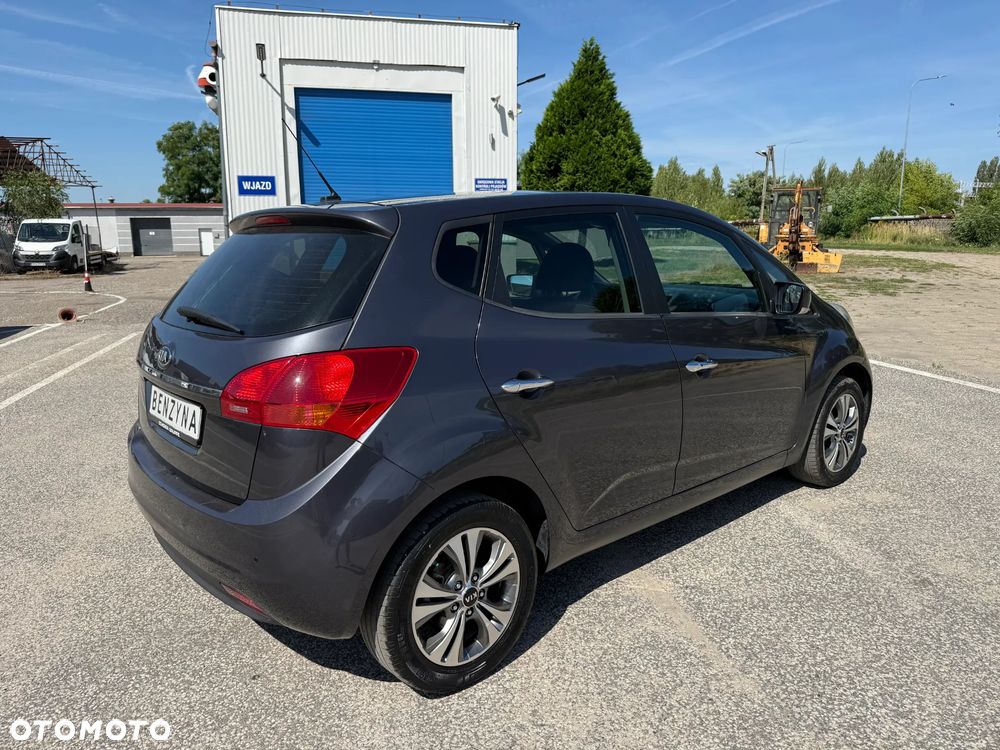 Kia Venga 1.4 CVVT Dream Team Edition - 8