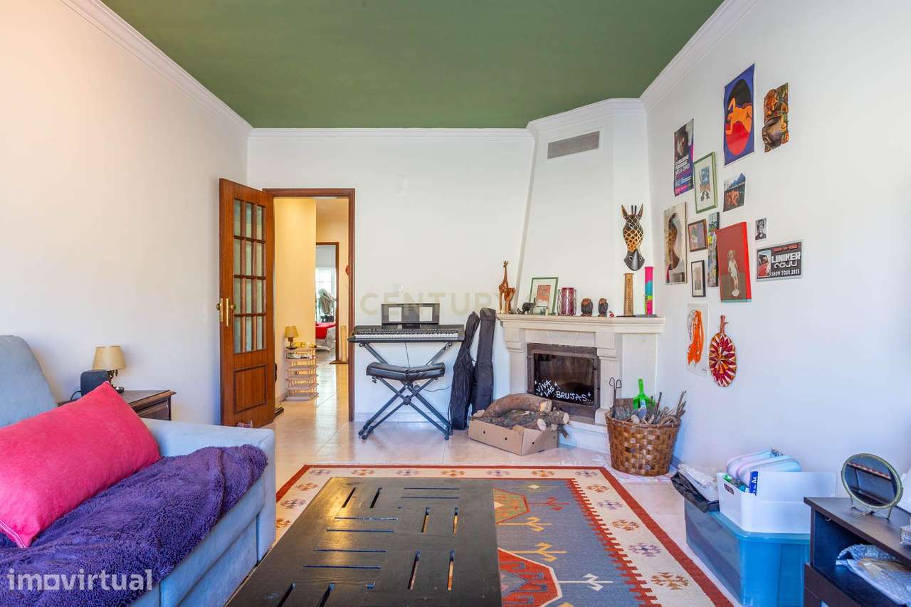 Apartamento T1 com Terraço de 72 m², Box e Arrecadação | Cova da Pieda - Grande imagem: 3/26
