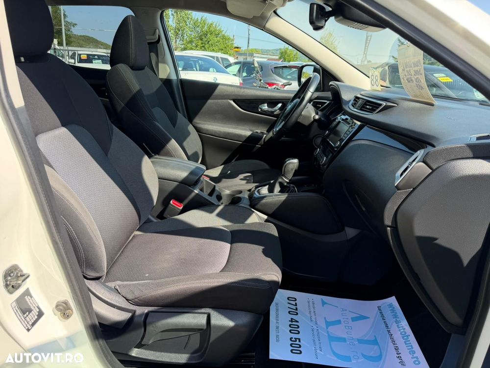 Nissan Qashqai - 14