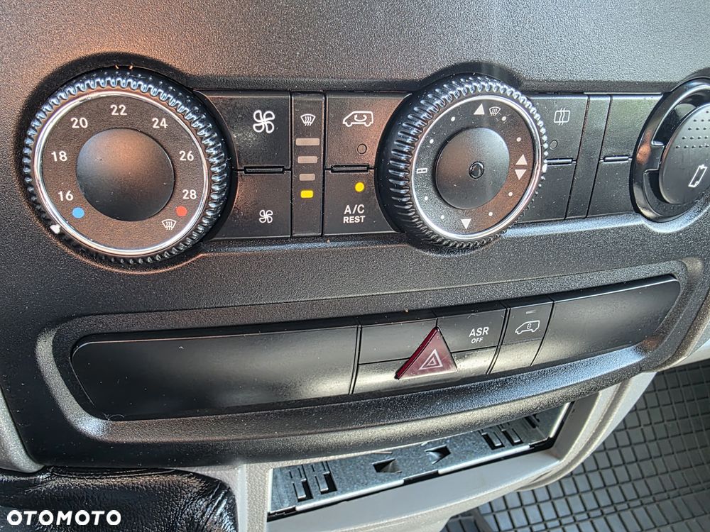 Volkswagen Crafter - 26