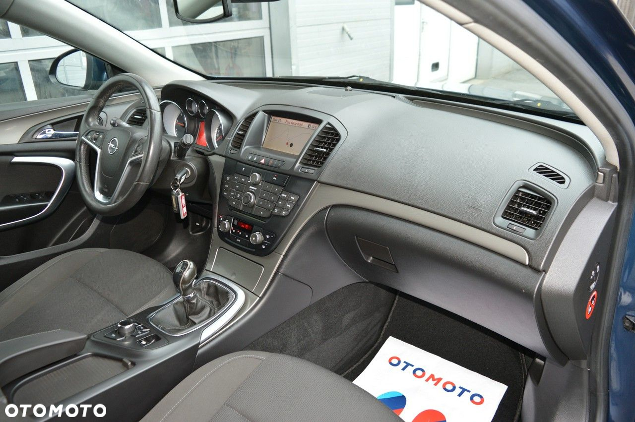 Opel Insignia 2.0 CDTI - 24