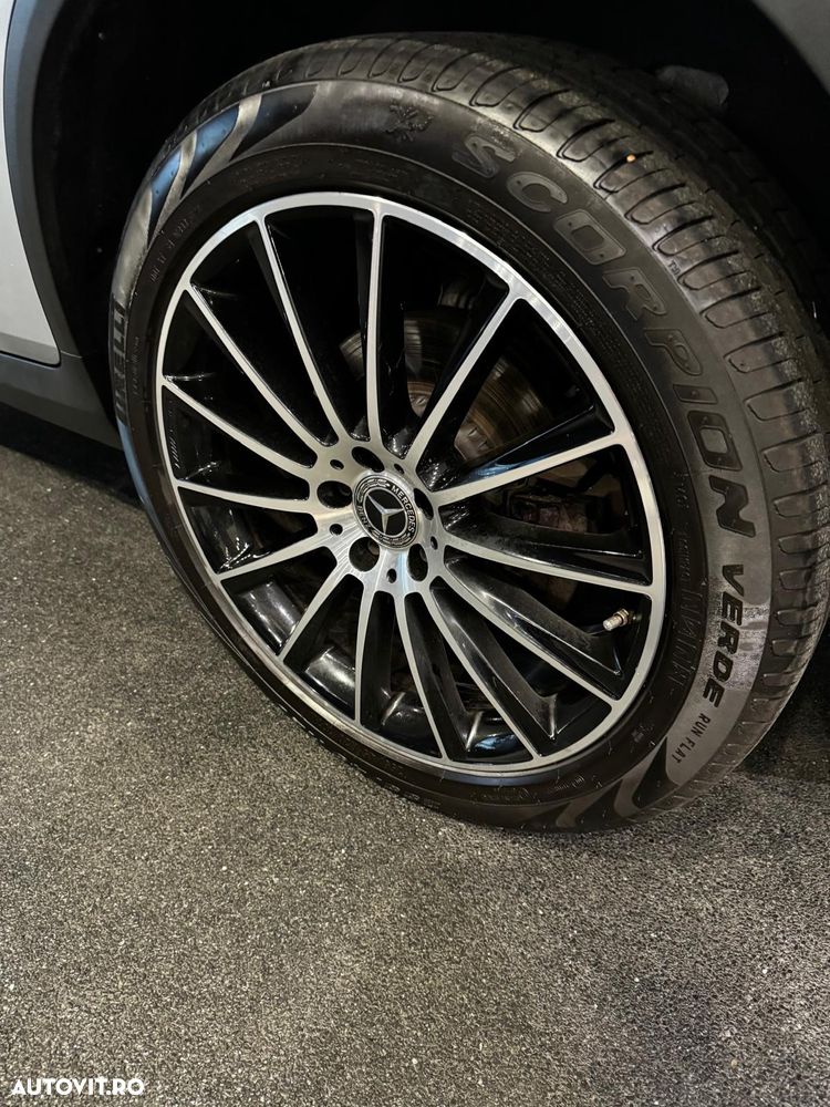 Mercedes-Benz GLC 250 d 4Matic 9G-TRONIC AMG Line - 8