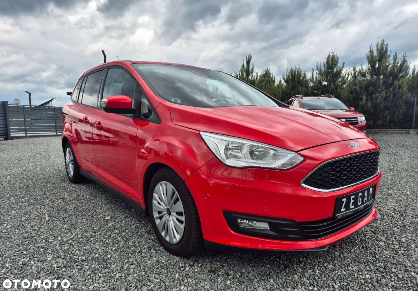 Ford Grand C-MAX - 1