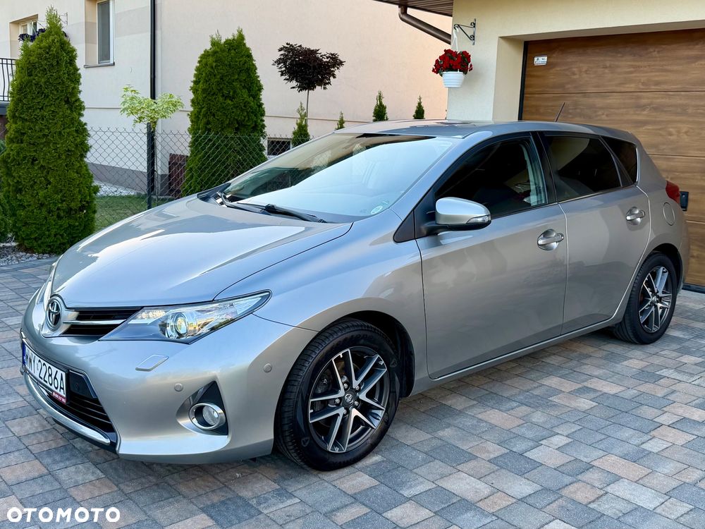 Toyota Auris 1.6 Premium Start - 9