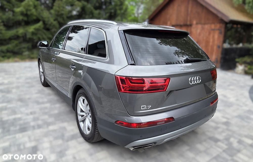 Audi Q7 - 6