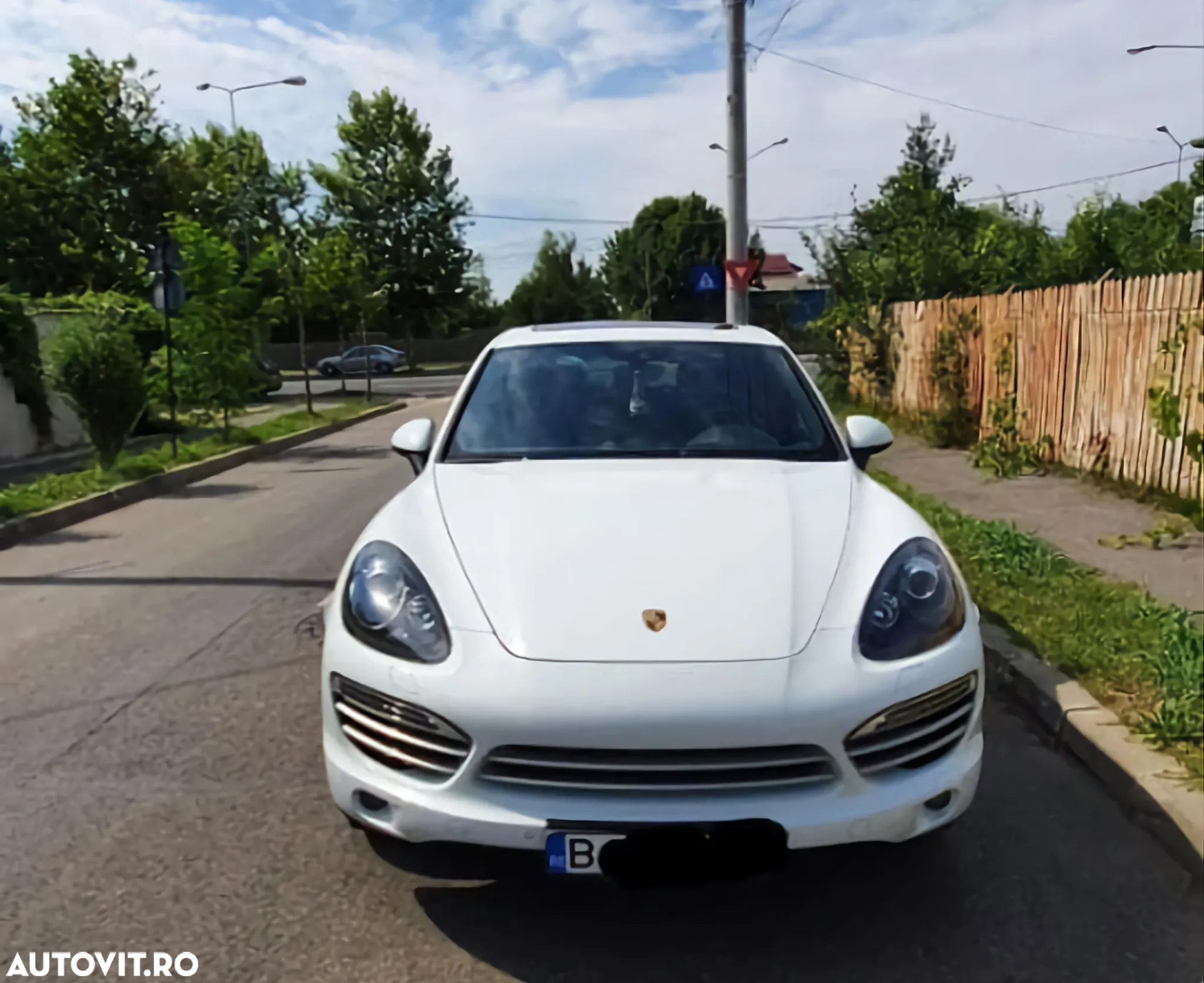 Porsche Cayenne Diesel Platinum Edition - 3