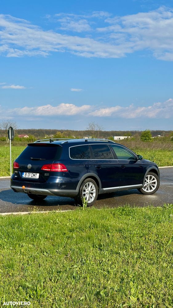 Volkswagen Passat 2.0 TDI 4Motion BlueMotion Technology Highline - 3